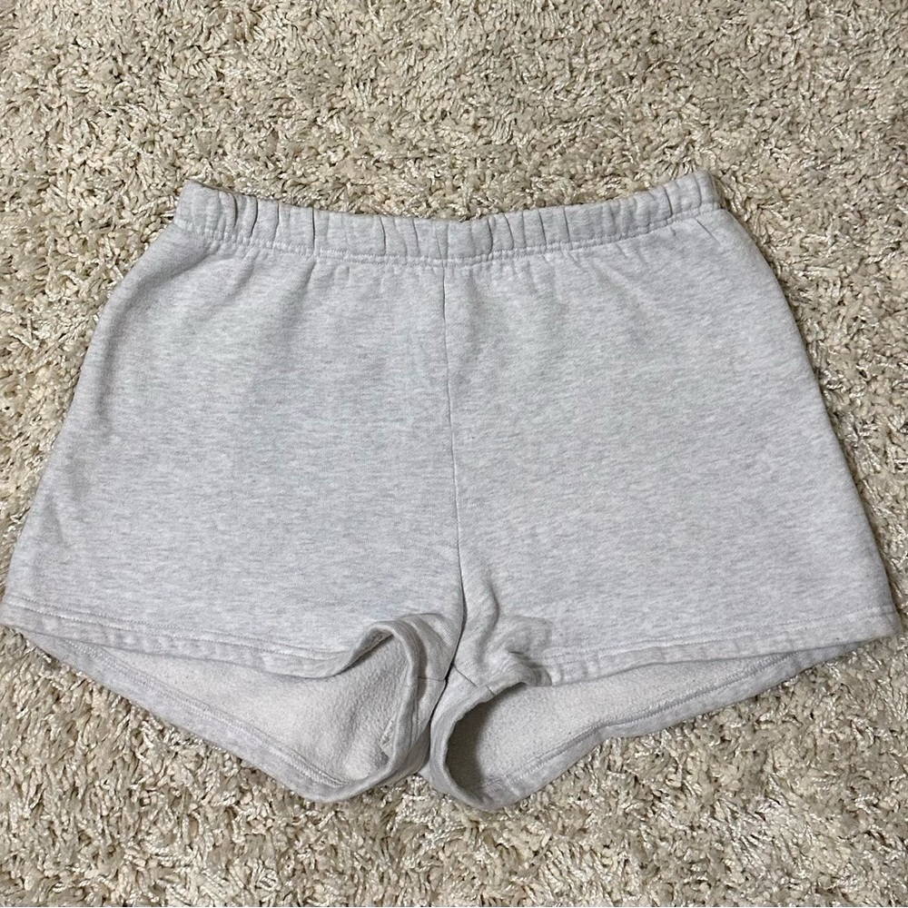 TNA ‘cozy’ shorts. Size S/4. In good condition